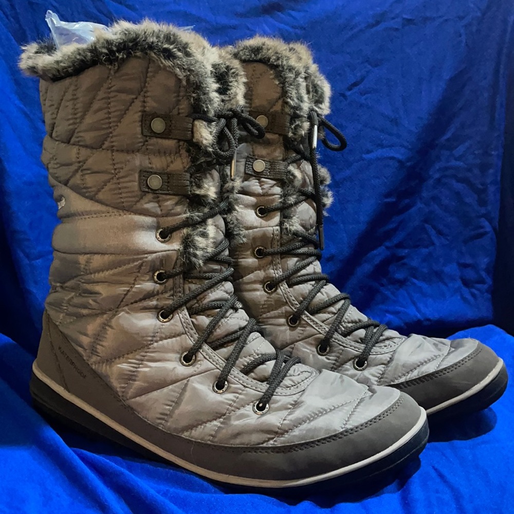 Columbia size 12 women’s winter boots